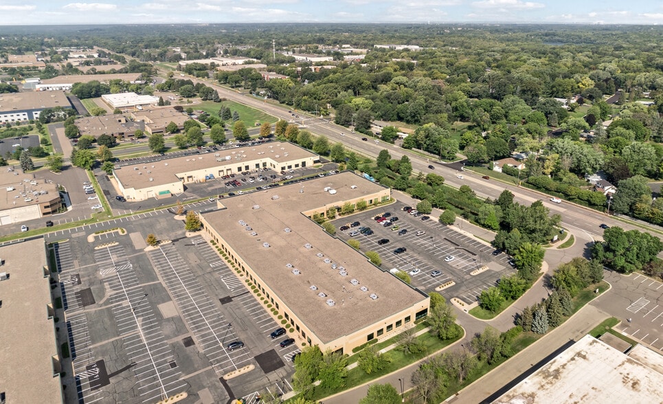 More Photos Of 5705 W Old Shakopee Rd, Bloomington Unknown For Lease