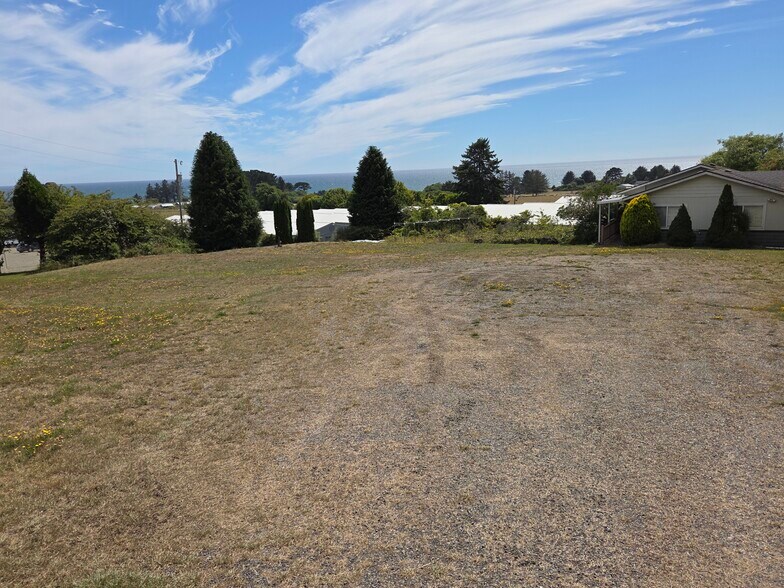 More Photos Of 15282 Highway 101, Brookings Land For Sale