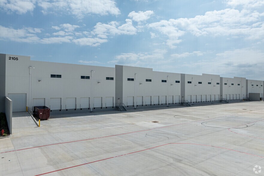 More Photos Of New Hope Rd, Cedar Park Unknown For Lease