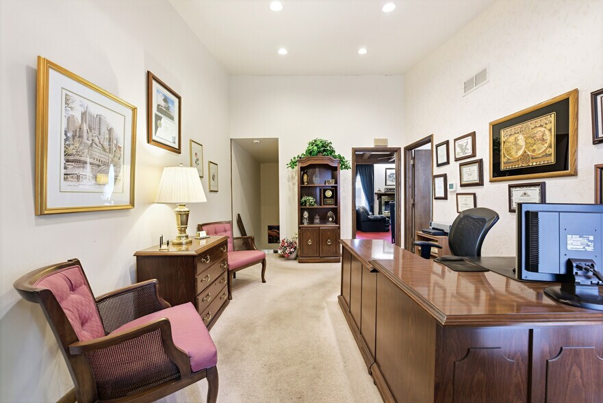 More Photos Of 2001-2007 Kinvara Dr, Pittsburgh Office For Sale
