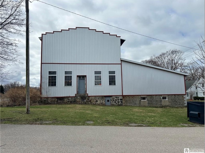 More Photos Of 12 Boswell st, Ripley Flex For Sale