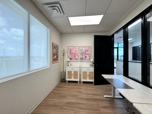 More Photos Of 142 SW 134th St, Oklahoma City Office For Lease