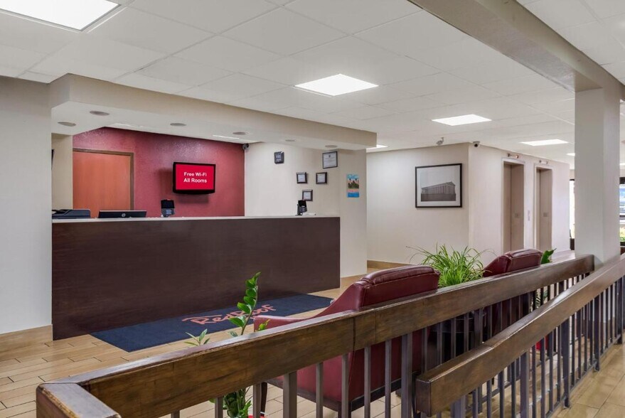 More Photos Of 2407 Brick Church Pike, Nashville Hotel For Sale