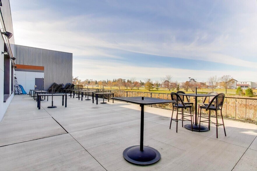 More Photos Of 3552 Market Ln, Kenosha Restaurant For Sale