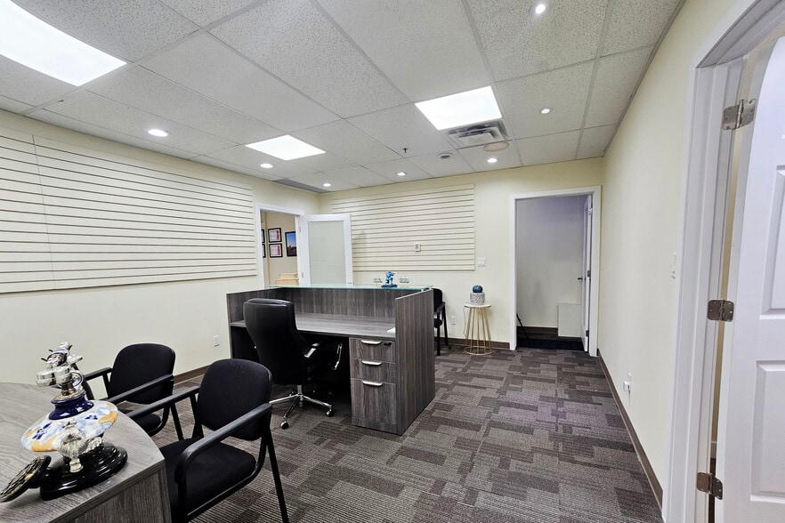 More Photos Of 2920 Ellwood Dr SW, Edmonton Warehouse For Sale