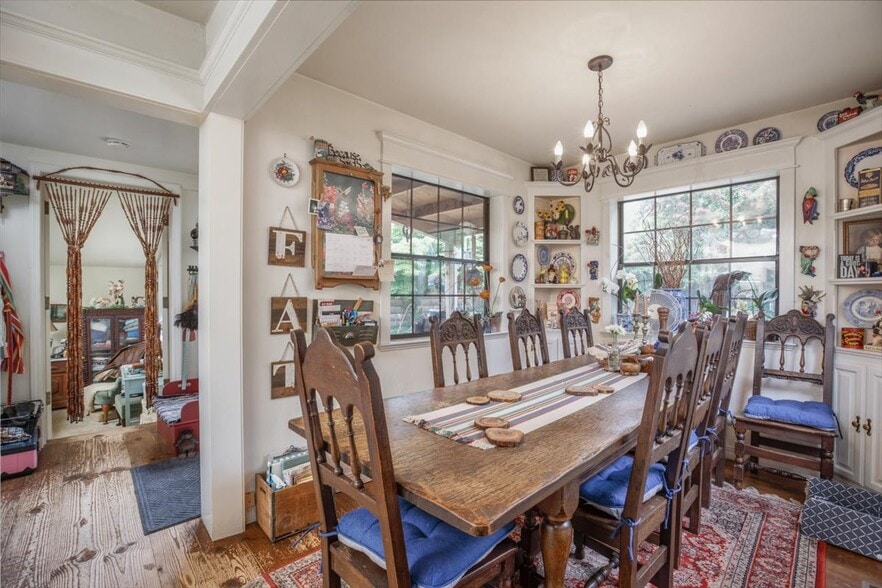 More Photos Of 15771 Main St, Crescent Mills Freestanding For Sale