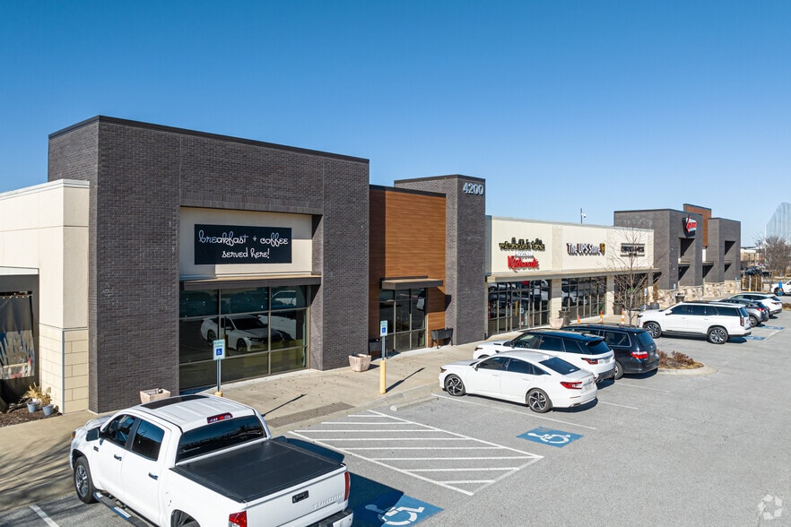 More Photos Of 4301 S JB Hunt Dr, Rogers Unknown For Lease