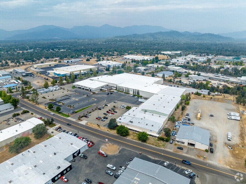 More Photos Of 4300-4356 Caterpillar Rd, Redding Manufacturing For Sale