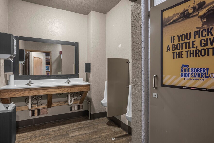 More Photos Of 104-112 Main St, Wanamingo General Retail For Sale