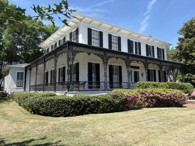 More Photos Of 325 N Milledge Ave, Athens Office For Sale