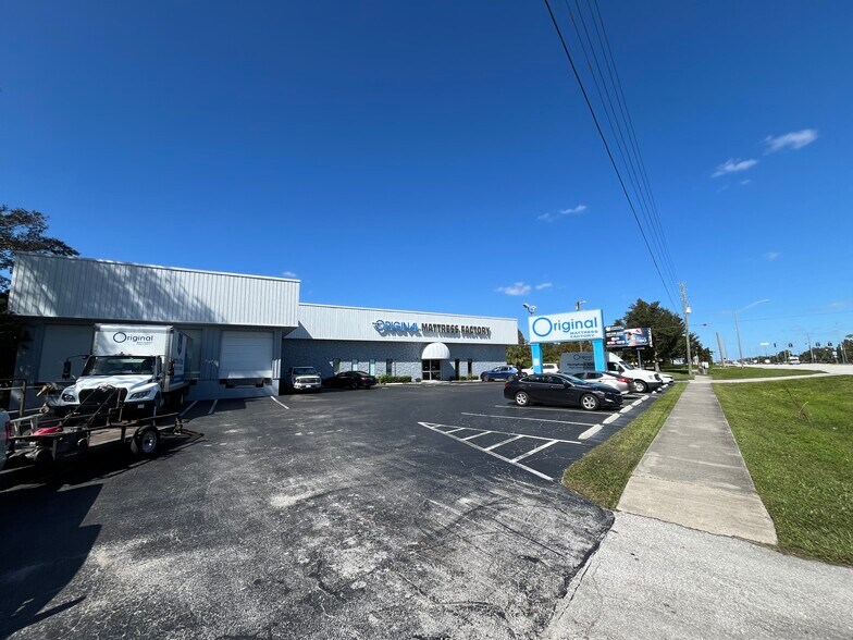 More Photos Of 1785 State Road 436, Winter Park Showroom For Sale