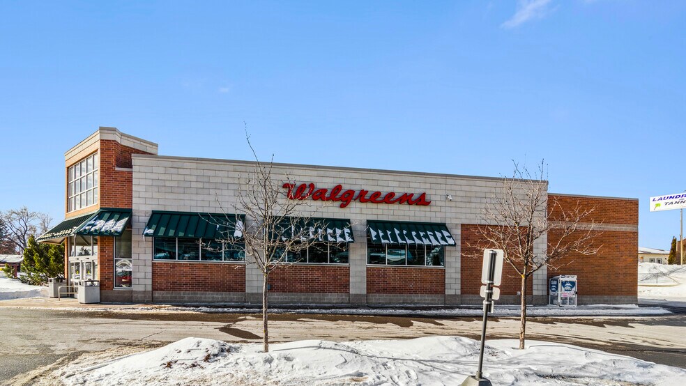 More Photos Of 300 E F St, Iron Mountain Drugstore For Sale