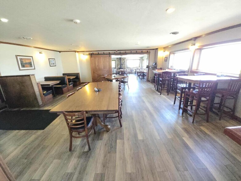 More Photos Of 1702 Ford St, Ogdensburg Specialty For Sale