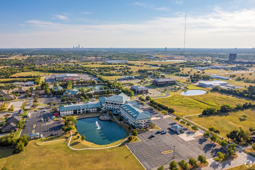 More Photos Of 701 Cedar Lake Blvd, Oklahoma City Office For Lease