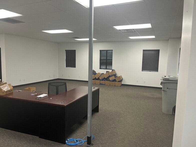 More Photos Of 12201 N Highway 41, Evansville Unknown For Lease