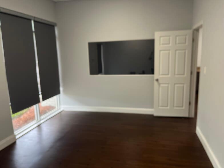 More Photos Of 8803 Futures Dr, Orlando Storefront Retail Office For Sale