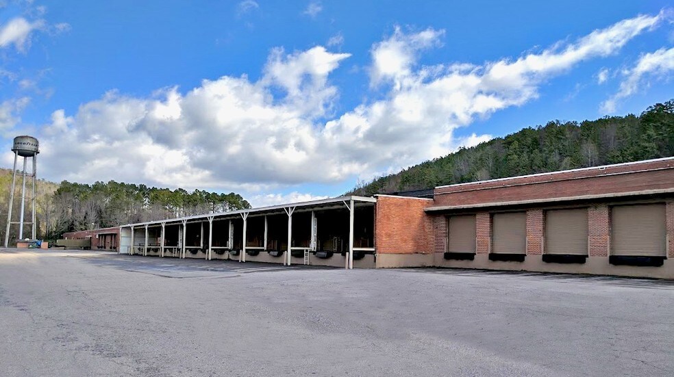 More Photos Of 601 Tuscaloosa Ave, Gadsden Warehouse For Lease