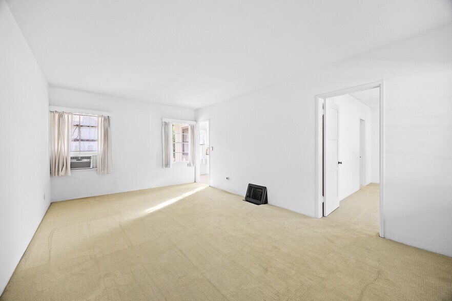 More Photos Of 1047 N San Gabriel Ave, Azusa Apartments For Sale