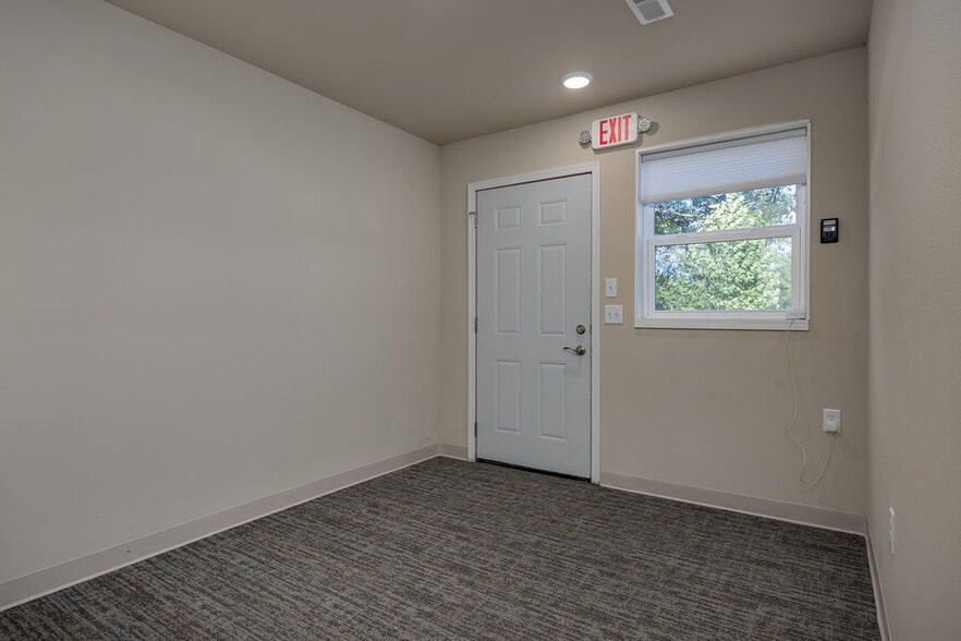 More Photos Of 4337 Duraform Ln, Windsor Warehouse For Sale
