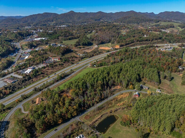 More Photos Of 1475 Crossroads Pky, Mars Hill Land For Sale