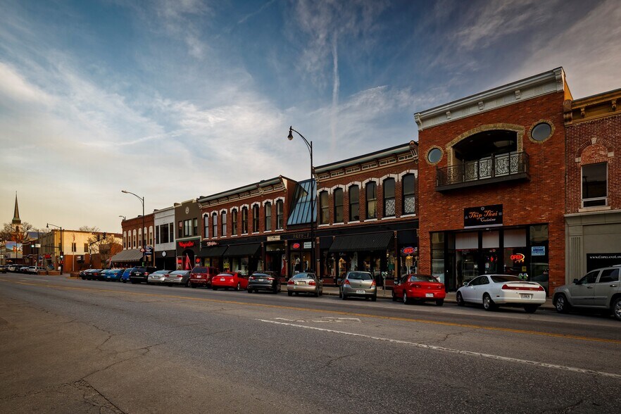 More Photos Of 912 E Broadway, Columbia General Retail For Lease