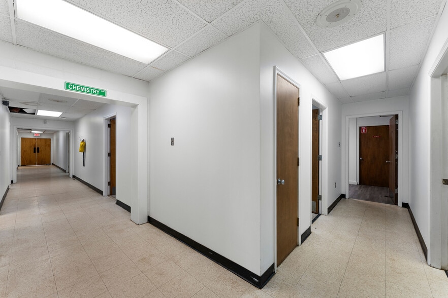 More Photos Of 112 Old Mill Rd, Cartersville Research And Development For Sale