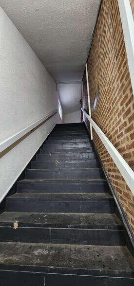 More Photos Of 591 Burnham Ave, Calumet City Office Residential For Sale