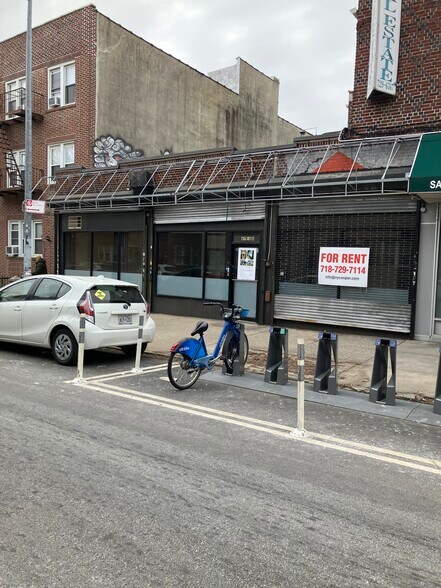 More Photos Of 4716 44th St, Woodside Storefront Retail Office For Lease