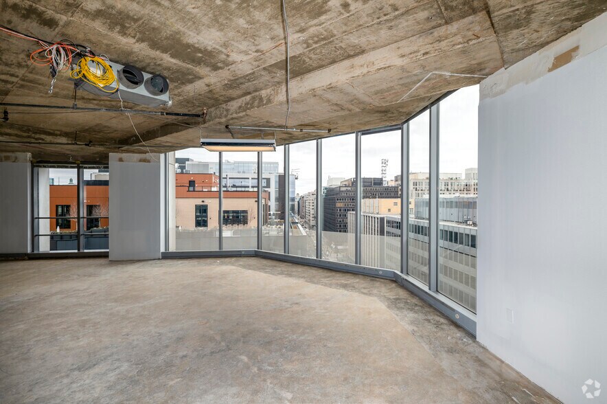 More Photos Of 2001 L St NW, Washington Office For Lease