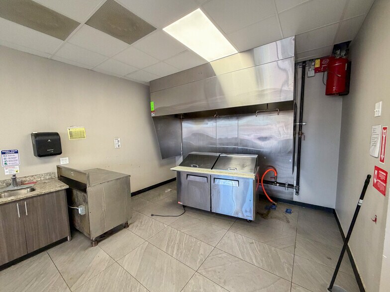 More Photos Of 31555 Mound Rd, Warren Coworking Space