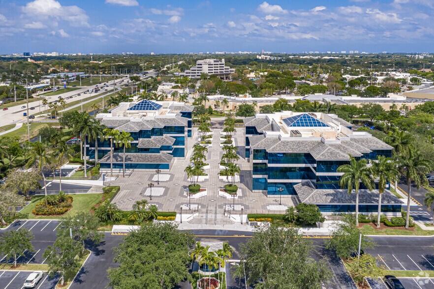 More Photos Of 7284 W Palmetto Park Rd, Boca Raton Unknown For Lease