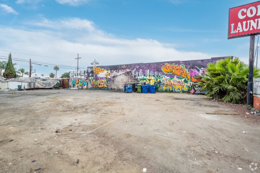More Photos Of 7210 S Western Ave, Los Angeles Land For Sale