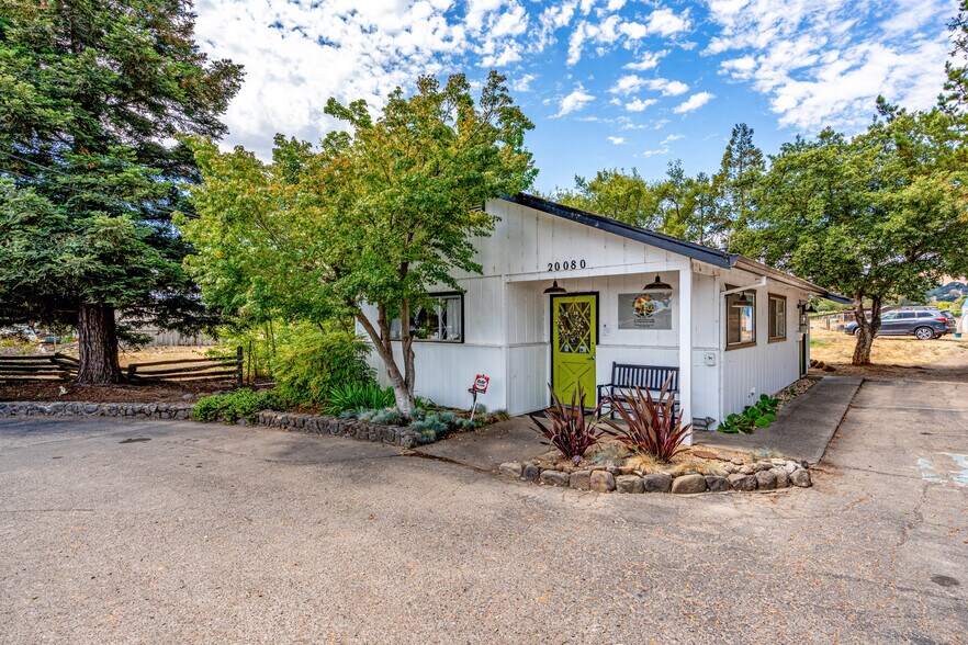 More Photos Of 20080 Arnold Dr, Sonoma Office For Sale