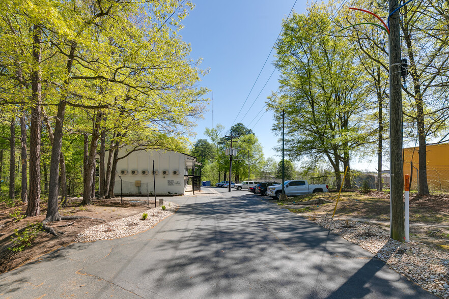 More Photos Of 37 Labrook Dr, Richmond Apartments For Sale
