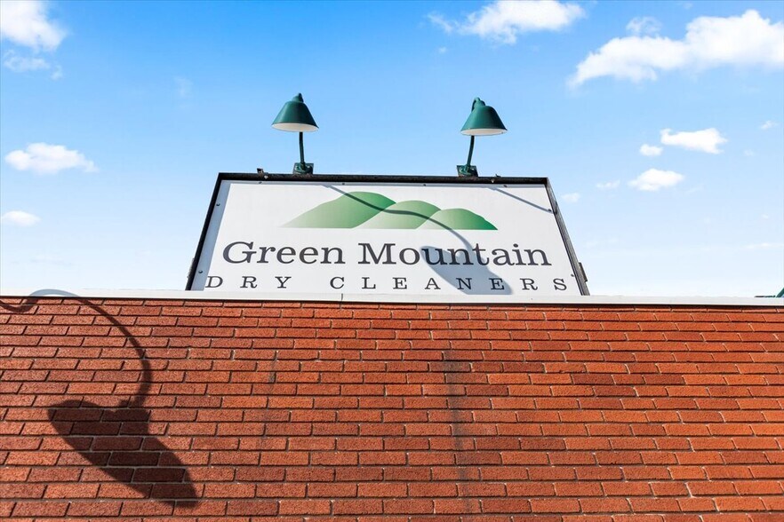 More Photos Of 256 Benmont Ave, Bennington Freestanding For Sale