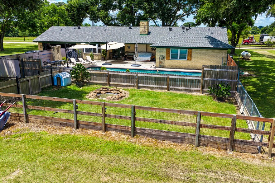 More Photos Of 18334 Mueschke Rd, Cypress Land For Sale