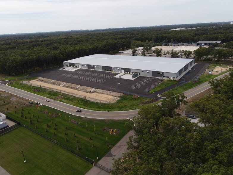 More Photos Of 2675 Olthoff Dr, Muskegon Industrial For Sale