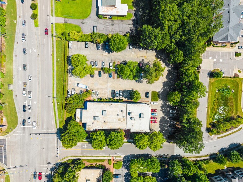 More Photos Of 1830 Hillandale Rd, Durham Medical For Sale