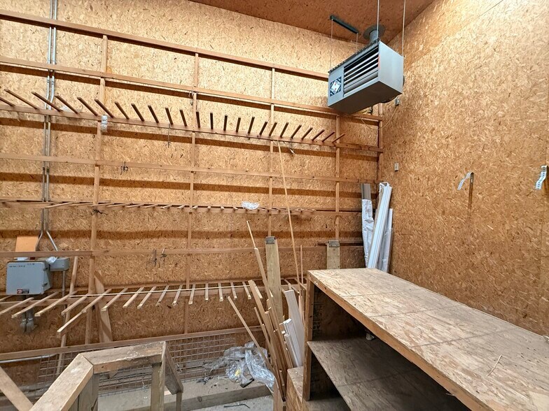 More Photos Of 13080 Cambridge Springs Rd, Edinboro Freestanding For Sale