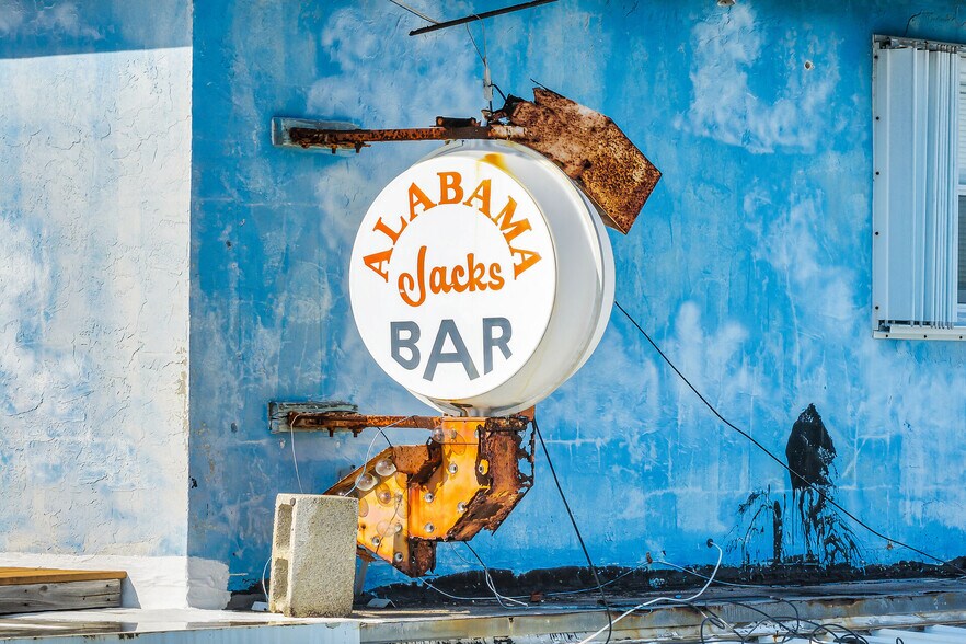 More Photos Of 58000 Card Sound Rd, Key Largo Restaurant For Sale