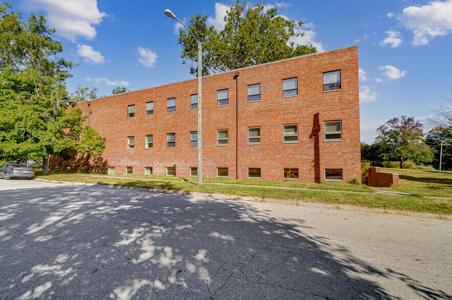 More Photos Of 800 Livermore St, Yellow Springs Research And Development For Sale