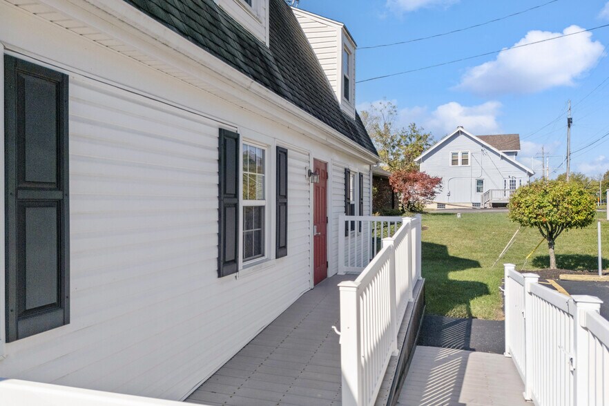 More Photos Of 3341 Dayton-xenia Rd, Dayton Storefront Retail Office For Sale