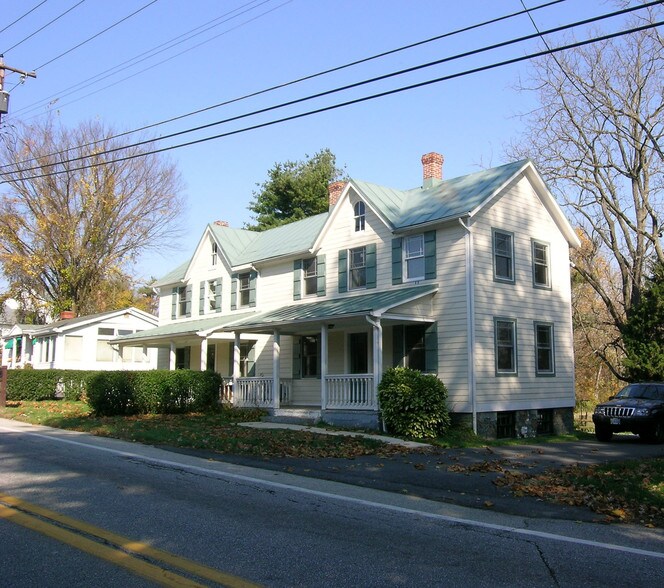 Primary Photo Of 10913-10921 Falls Rd, Lutherville Timonium Storefront Retail Office For Sale