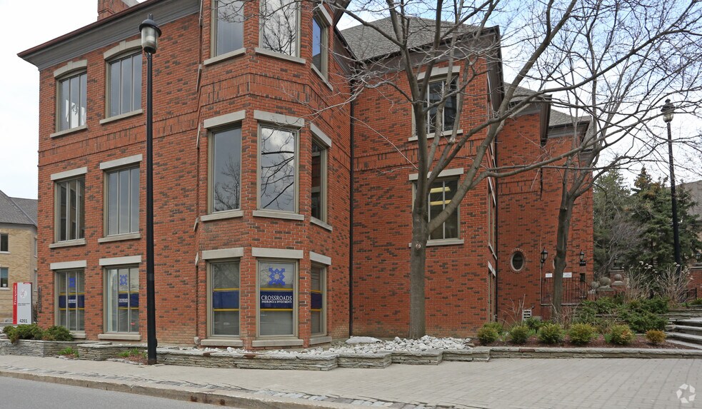 More Photos Of 4257-4265 Sherwoodtowne Blvd, Mississauga Office For Lease