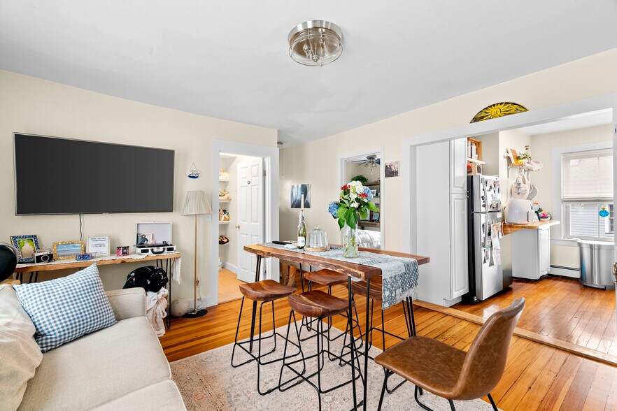 More Photos Of 13 Dean Ave, Newport Apartments For Sale