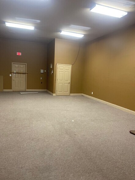 More Photos Of 141-167 Jonesboro Rd, McDonough Unknown For Lease