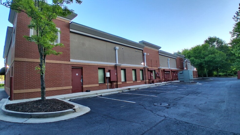 More Photos Of 1075 Fairburn Rd, Atlanta Storefront Retail Office For Sale