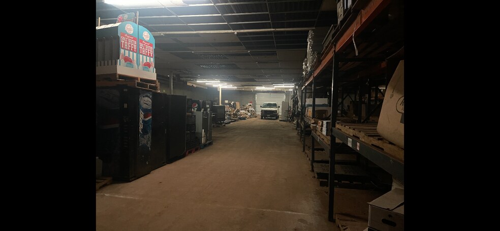 More Photos Of 1206 25th St E, Hibbing Warehouse For Sale