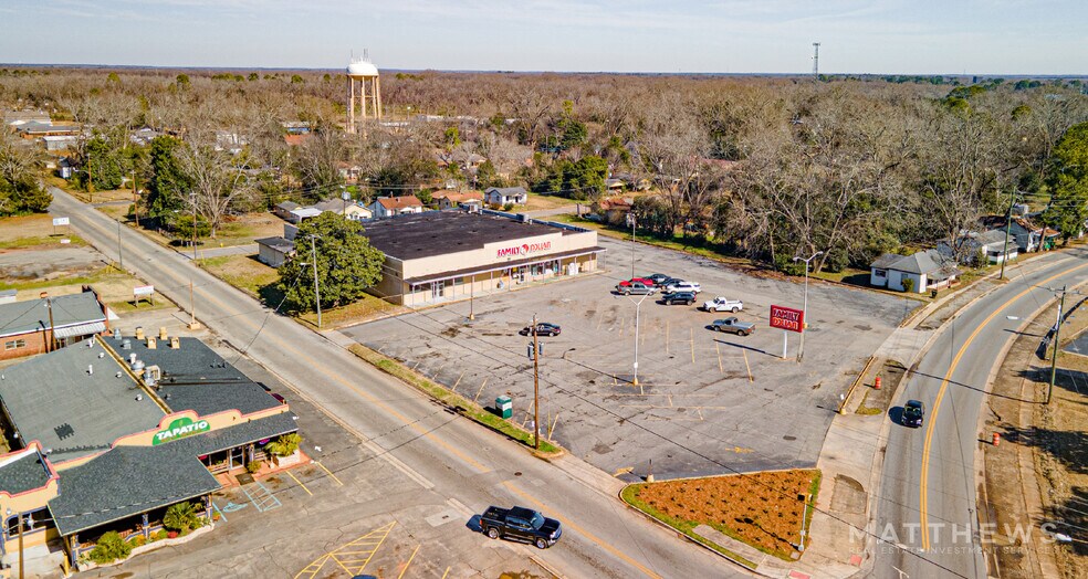 More Photos Of 536 Vineville St, Fort Valley Freestanding For Lease