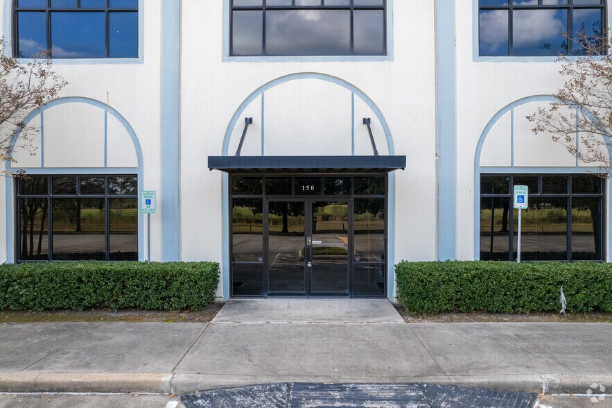 More Photos Of 7865 Northcourt Rd, Houston Distribution For Lease